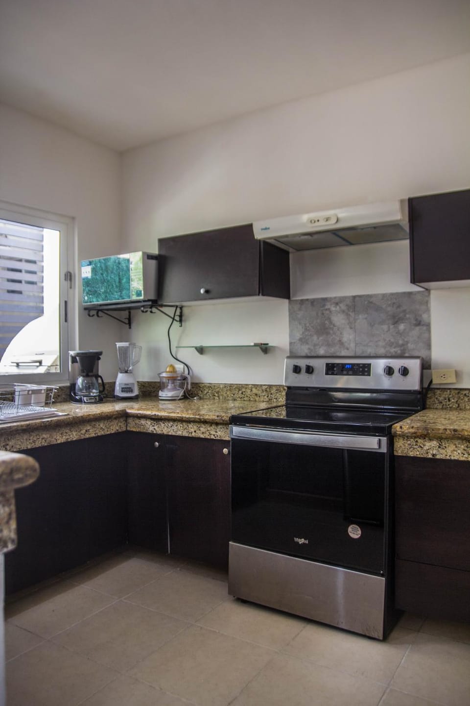 Kitchen or kitchenette, oven, stove