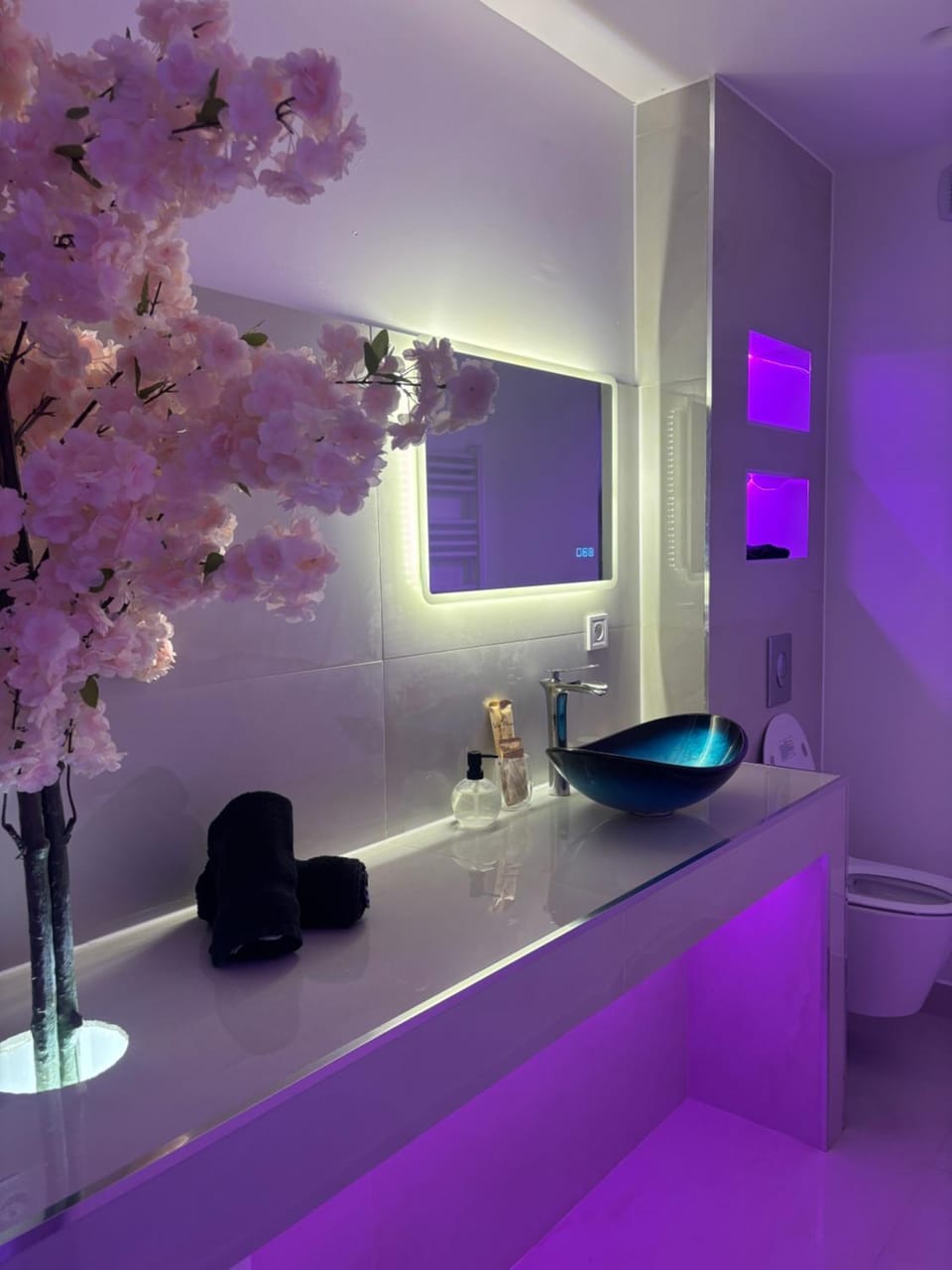 TheFloor - Hotel Spa Apartment in Île-de-France