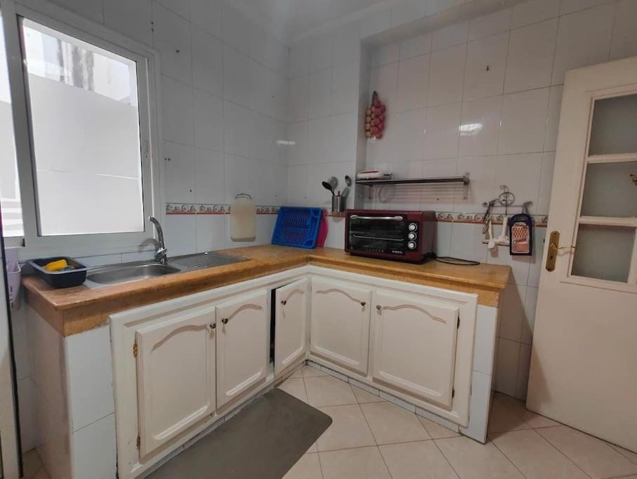 Traditional Spacious 2 Bedroom Tangier Center Family Apartment Apartment in Tangier