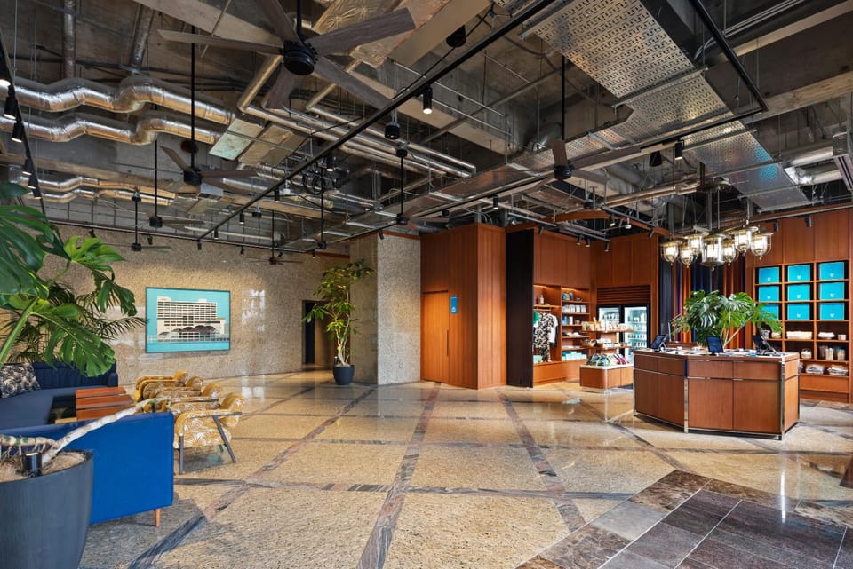 South Gate Hotel Okinawa Naha Tomari Port - Direct Access to Tomarin Hotel in Naha