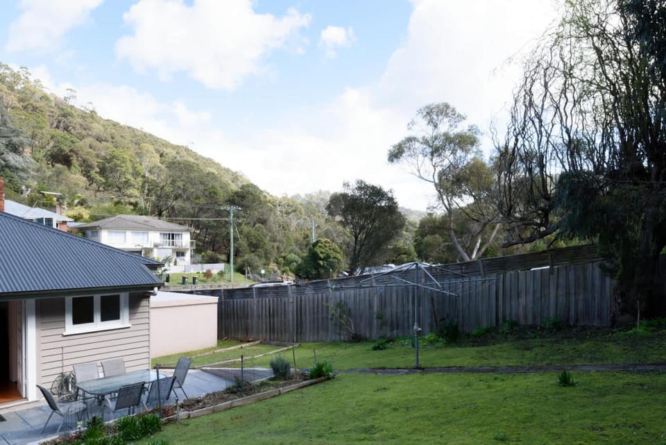 The Basin Cottage House in Tasmania