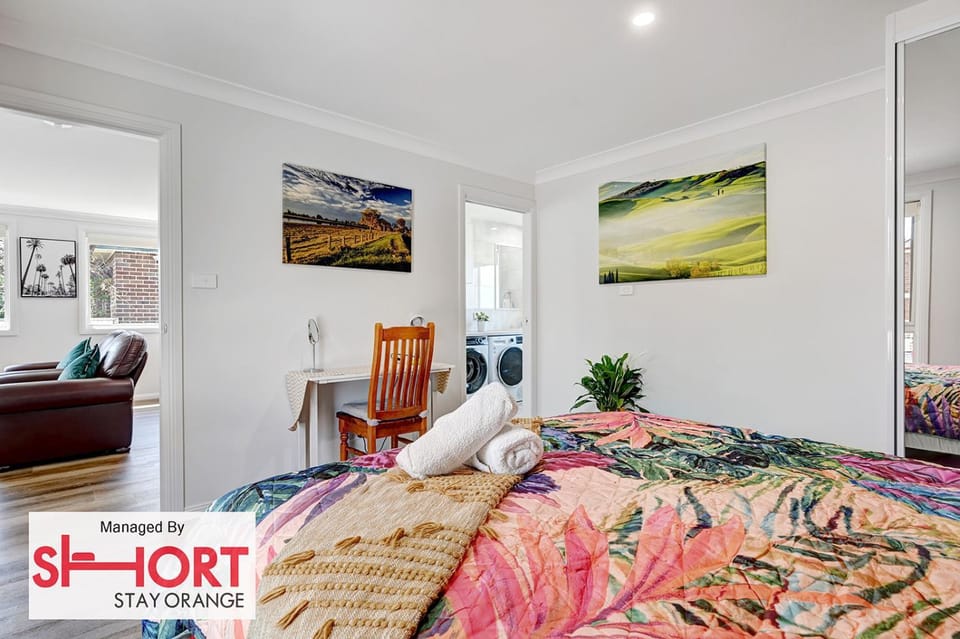 Bed, Bathroom, Living room, Bedroom, wardrobe
