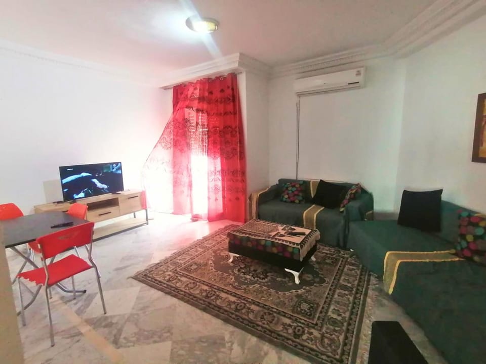 Property building, Staff, People, Activities, Billiard, Snorkeling, View (from property/room), Other, Windsurfing, Diving, City view, City view, Entertainment, heating, heating, internet, internet, internet, VIP, VIP