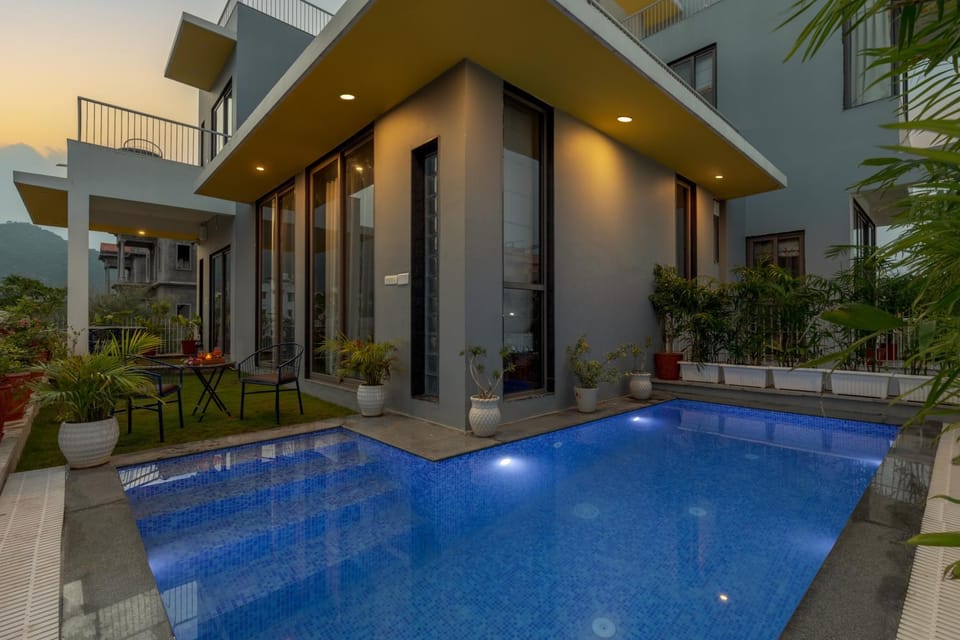 Garden, Pool view, Swimming pool, Swimming pool