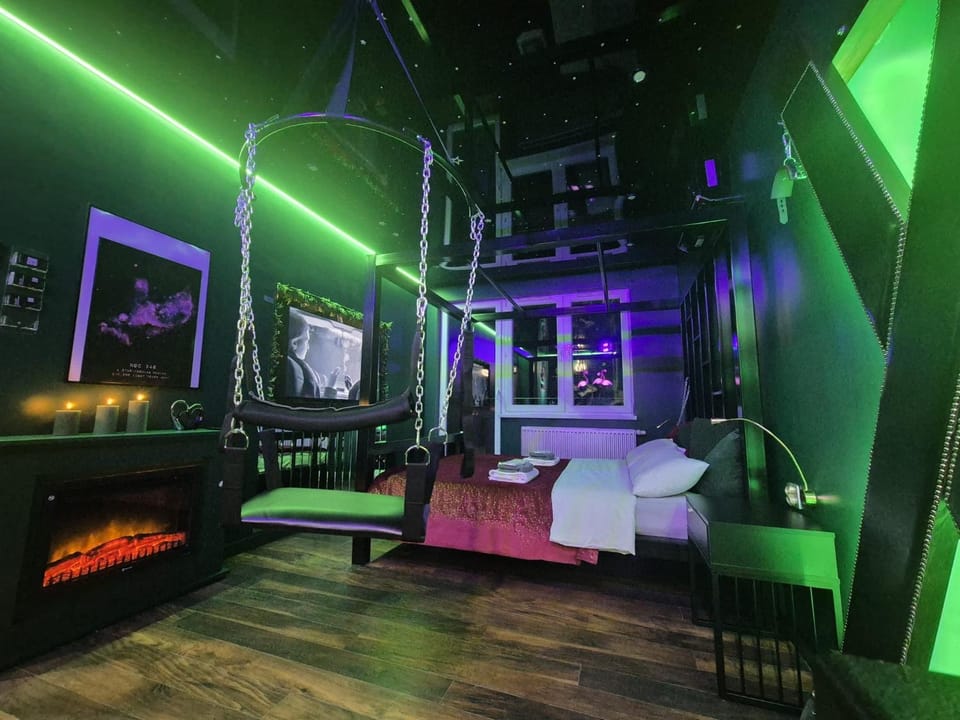 Make Love Apartament by Secret Apartament Apartment in Greater Poland Voivodeship