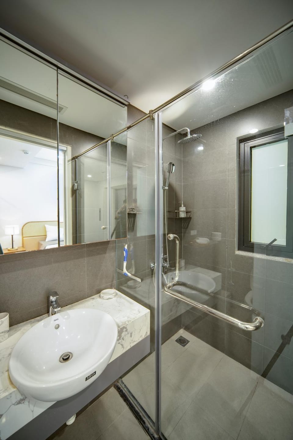 Shower, Bathroom