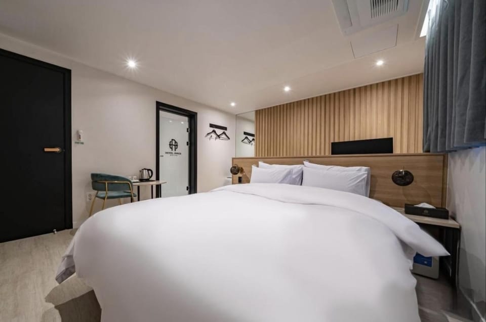 Hotel Riace Hotel in Gyeonggi-do