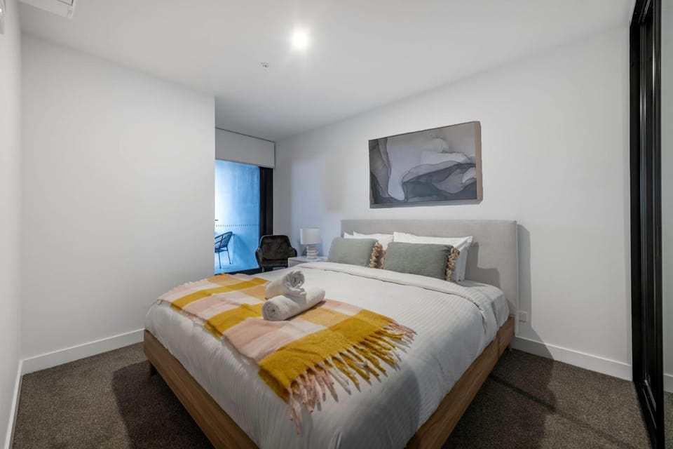 Elegant Retreat with Pool, Gym & Cinema in ACT Apartment in Canberra