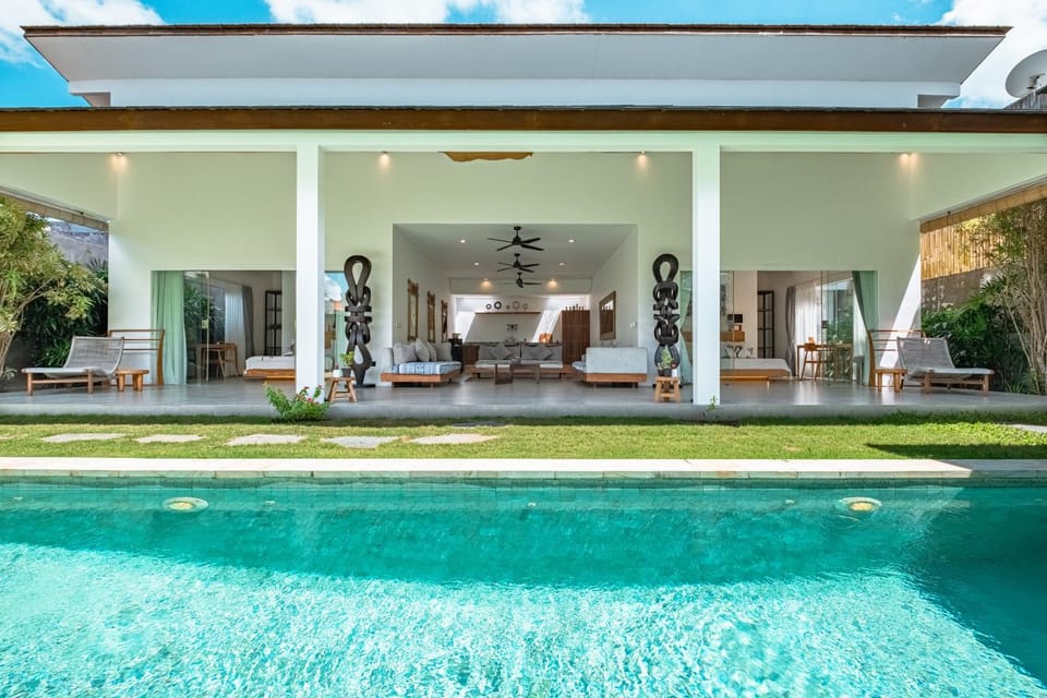 Patio, Swimming pool