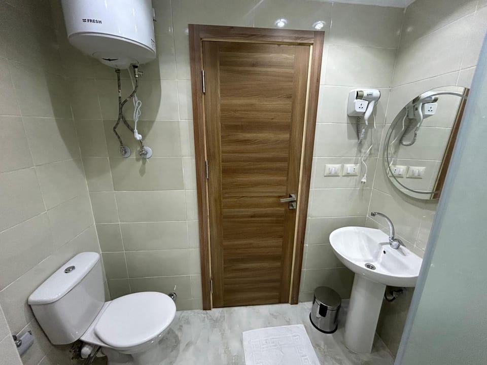 Skyline luxury hotel apartments 5 mins from Cairo Airport Apartment in Cairo Governorate
