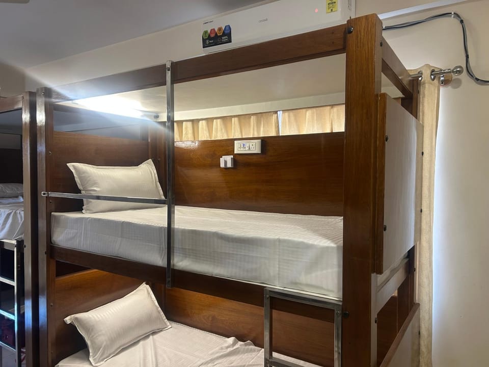 Bed, bunk bed