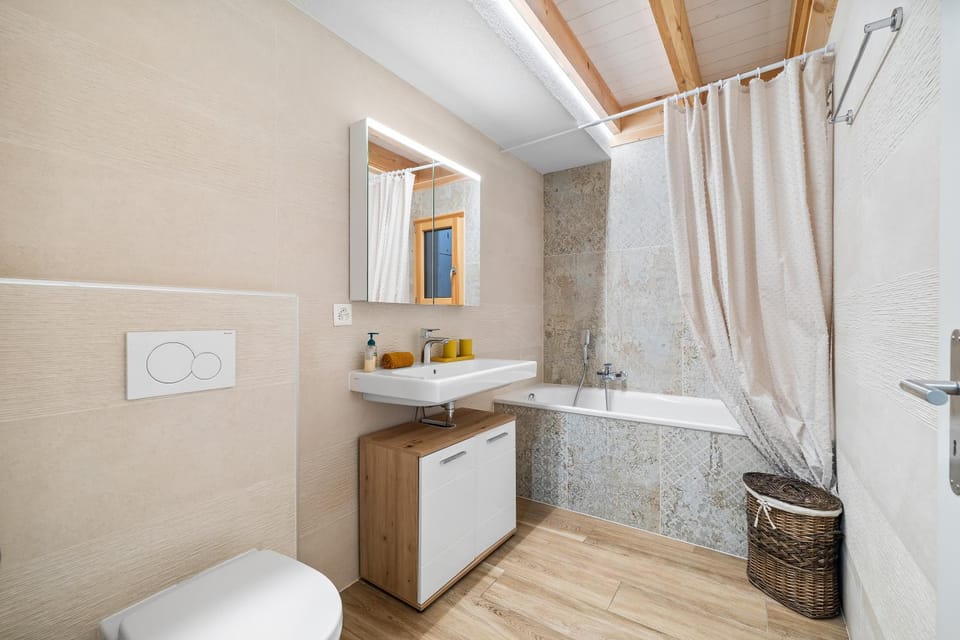 Toilet, Bathroom, Bath, towels