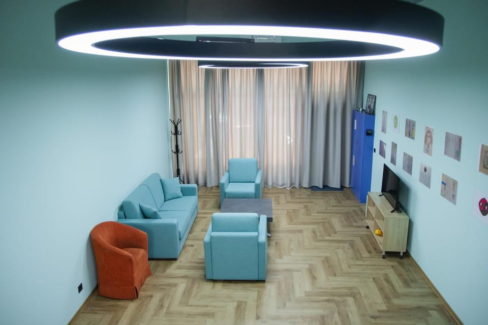 TV and multimedia, Living room, Seating area