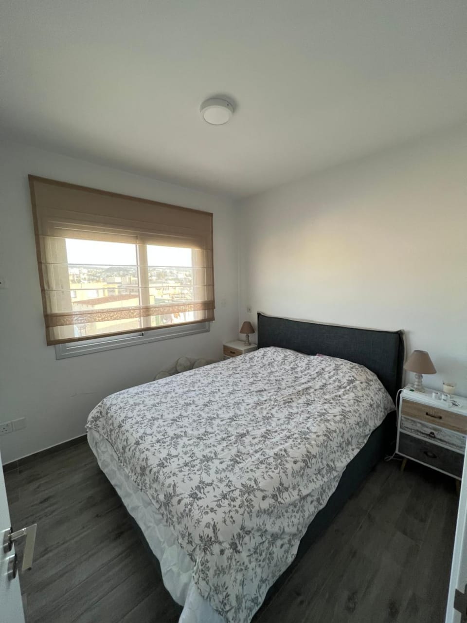 3 Br Penthouse Jacuzzi Seaview Apartment in Limassol City