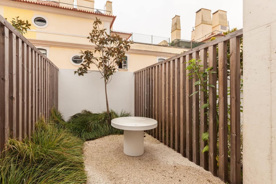 FLH Alcântara Terrace Studio Apartment in Lisbon