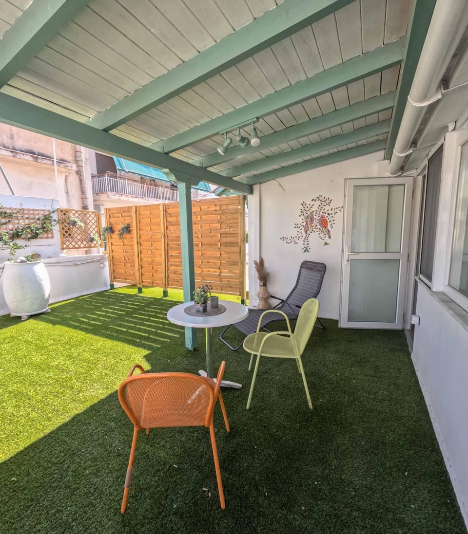 Day, Balcony/Terrace, Garden view