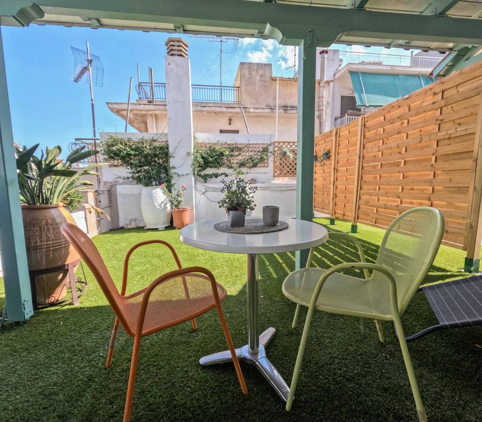 Day, Balcony/Terrace, Dining area