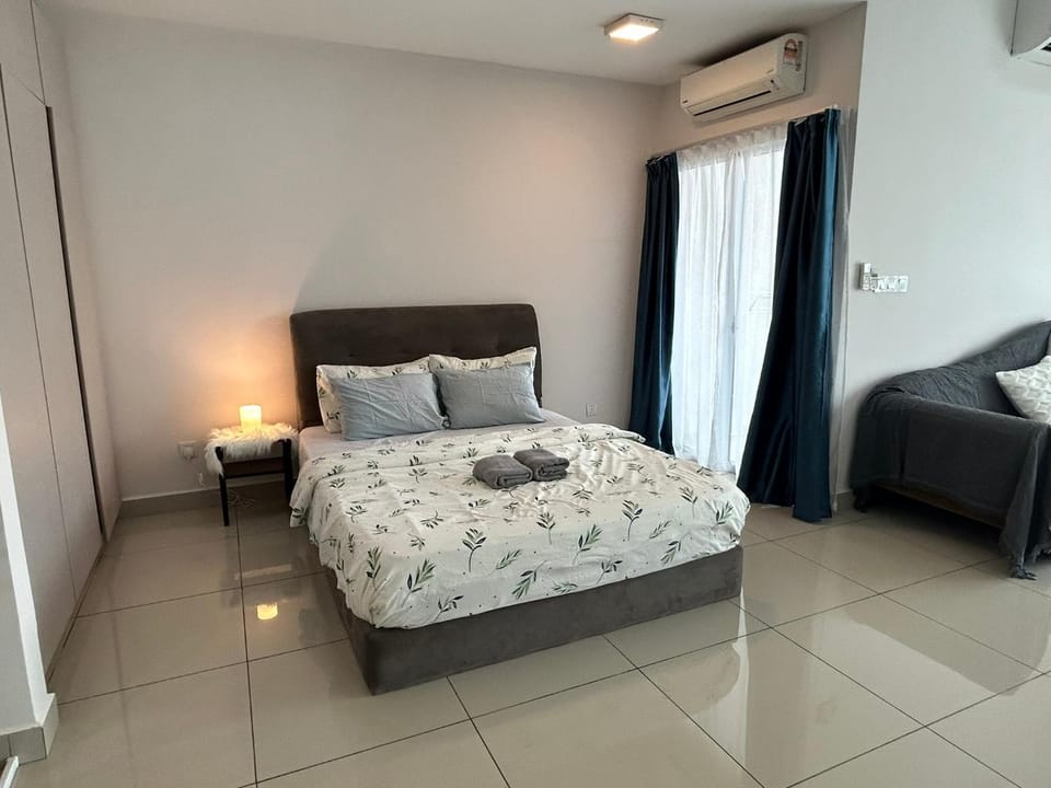Biz Studio near Oasis Corporate Park H2O Medalla CittaMall Subang Airport Apartment in Petaling Jaya