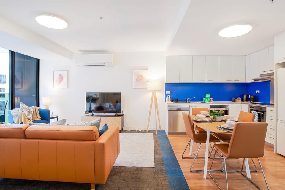 Living room, Dining area, kitchen