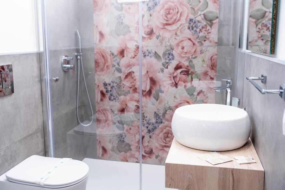 Shower, Bathroom, bidet