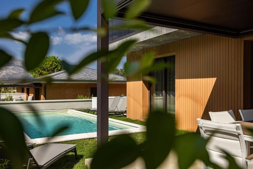 Luxury Jacuzzi Villa Nettuno Apartment in Palermo