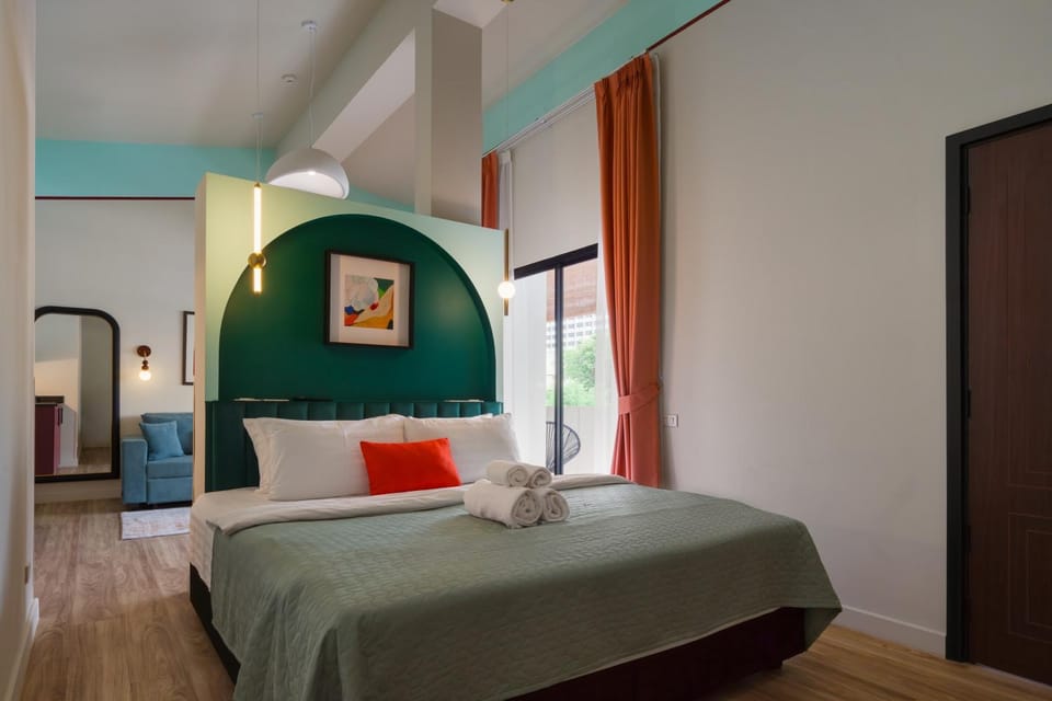 Bed, Bedroom
