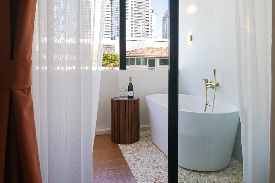 Balcony/Terrace, Bath