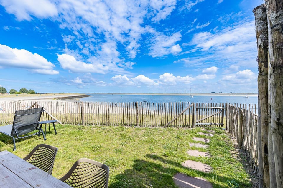 Holiday home at the beach - with garden and terrace | No. 32 | 2 - 4 Pers. | Vista Maris Apartment in Zeeland, Netherlands