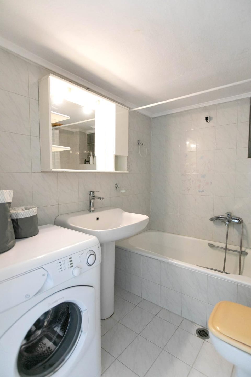 Great Apartment with Private Parking Apartment in Thessaloniki