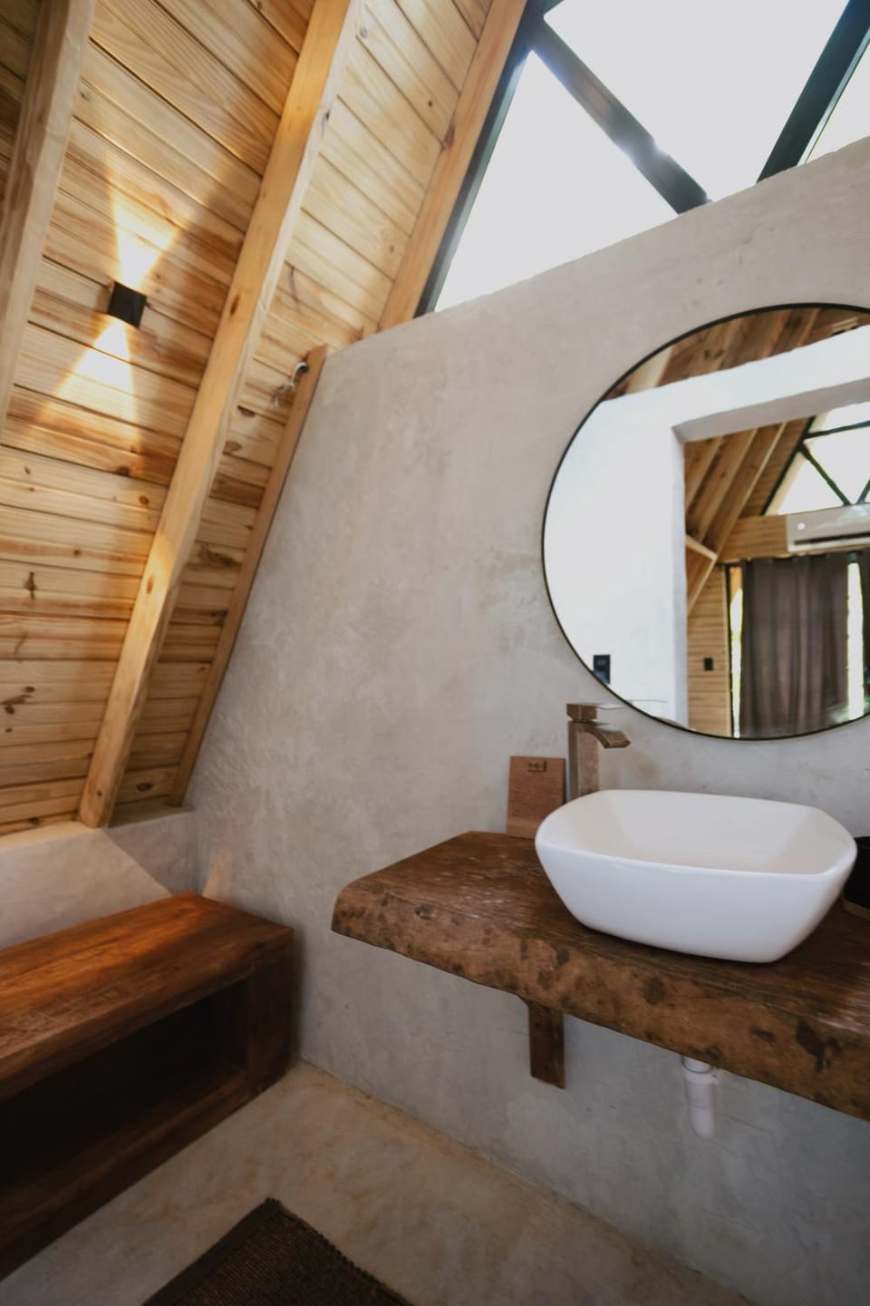 Leisy's Garden Cabins & Dorm Cabin in Samaná Province