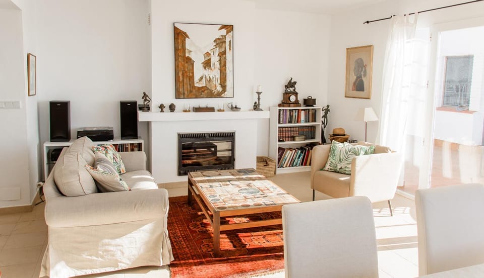 Communal lounge/ TV room, Living room
