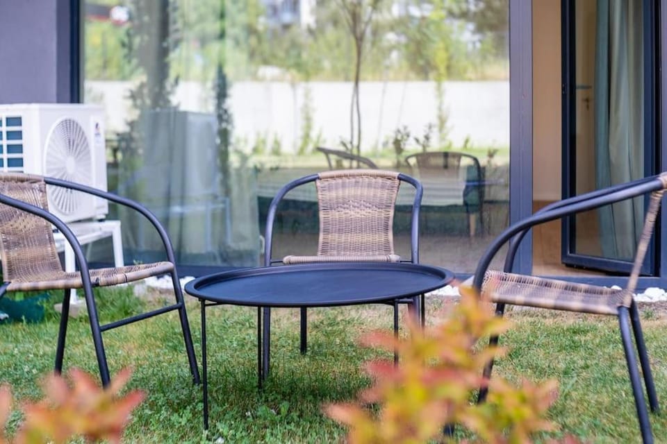 Patio, Garden, Garden view