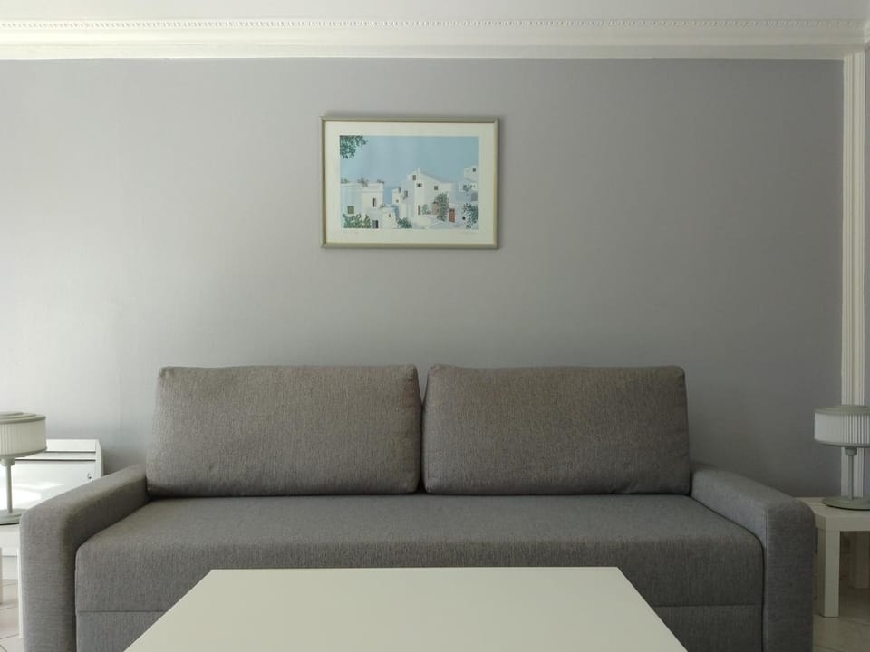 Communal lounge/ TV room, Living room, Lounge or bar