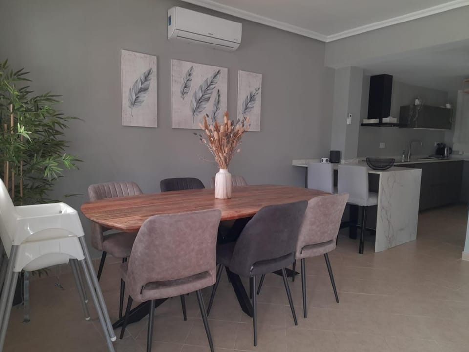 Dining area, air conditioner