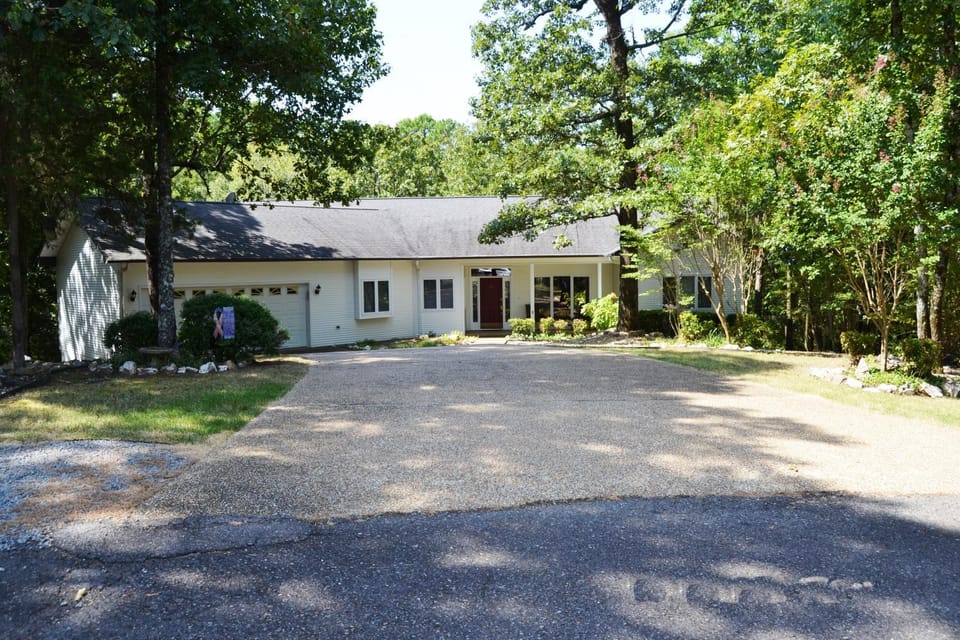Property building, Street view