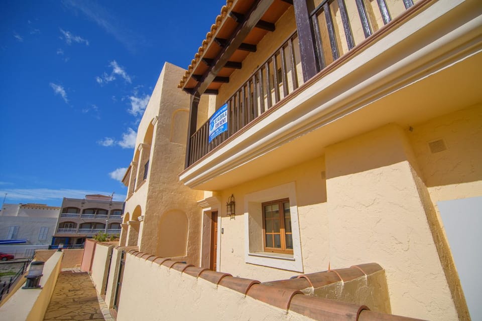 Property building, Balcony/Terrace