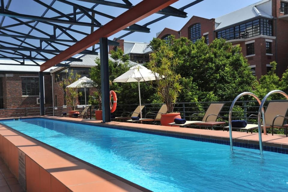 Day, Pool view, Swimming pool, sunbed