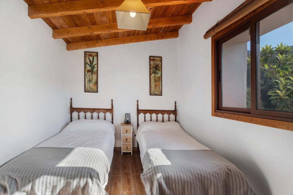 Property building, Living room, Bedroom