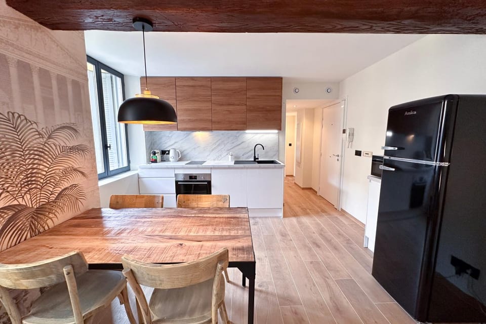 Dining area, microwave, oven, toaster, kitchen