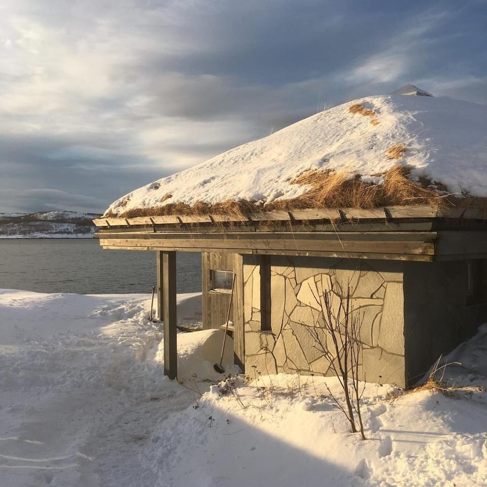 Lyngstuva Lodge - Aurora in Lyngen House in Troms Og Finnmark