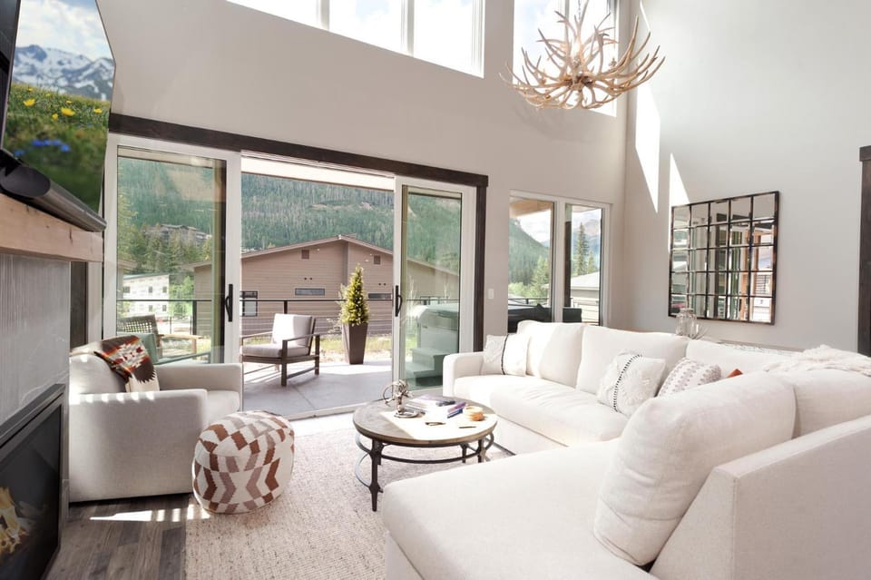 Twilight - 134 Travertine House in La Plata County