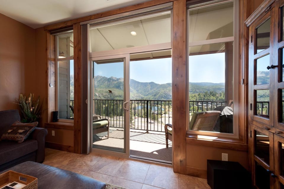 Peregrine Point 302 House in Purgatory