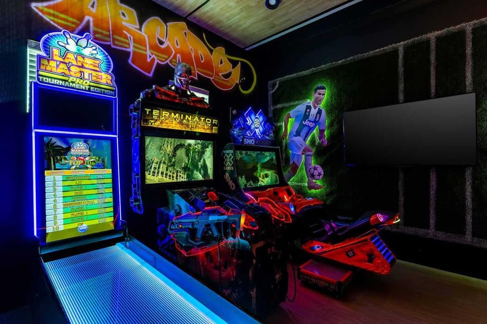 Mansion with Arcade, Theater, Game Loft, Huge Balcony Villa in Four Corners