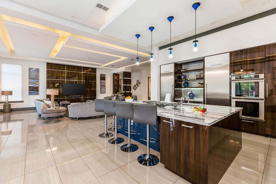Mansion with Arcade, Theater, Game Loft, Huge Balcony Villa in Four Corners