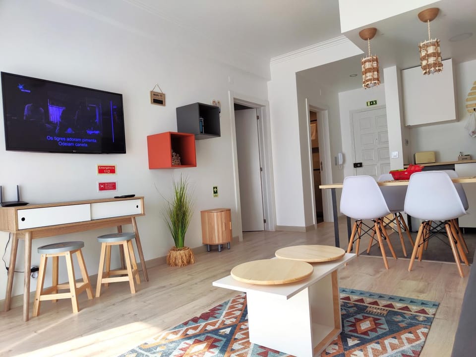 Sardine Beach House - Sea View Apartment in Costa da Caparica