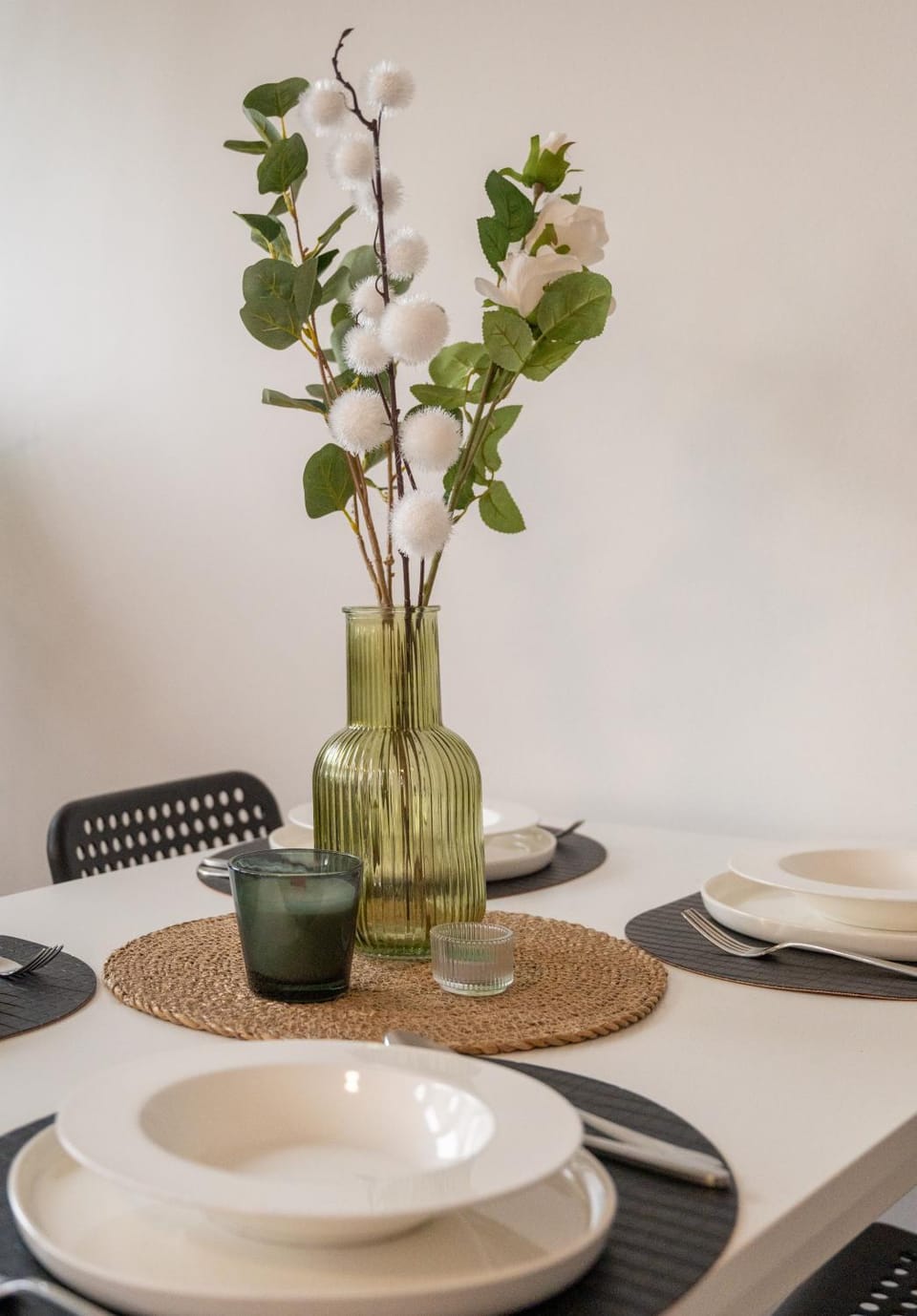 Food and drinks, Dining area, Food