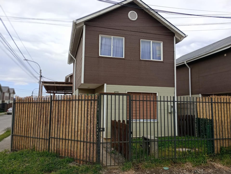 Property building, Neighbourhood