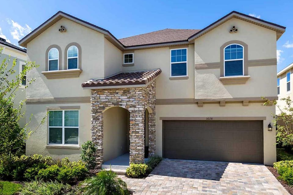 Villa Near Disney with Superhero BR, Theater & Arcade Villa in Four Corners