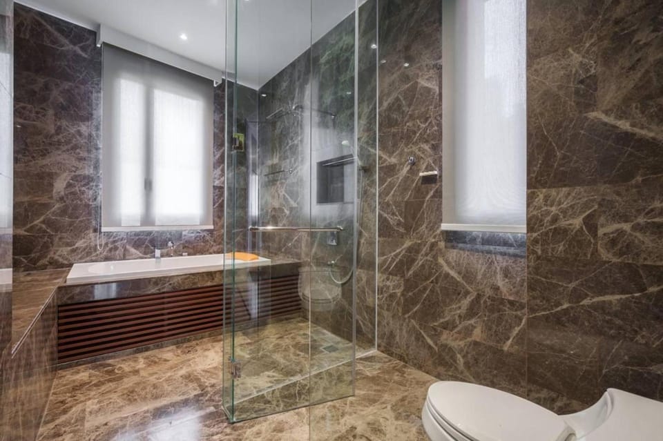 Toilet, Bathroom, Bath