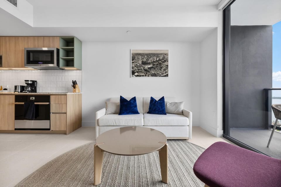 Kitchen or kitchenette, Living room, Seating area
